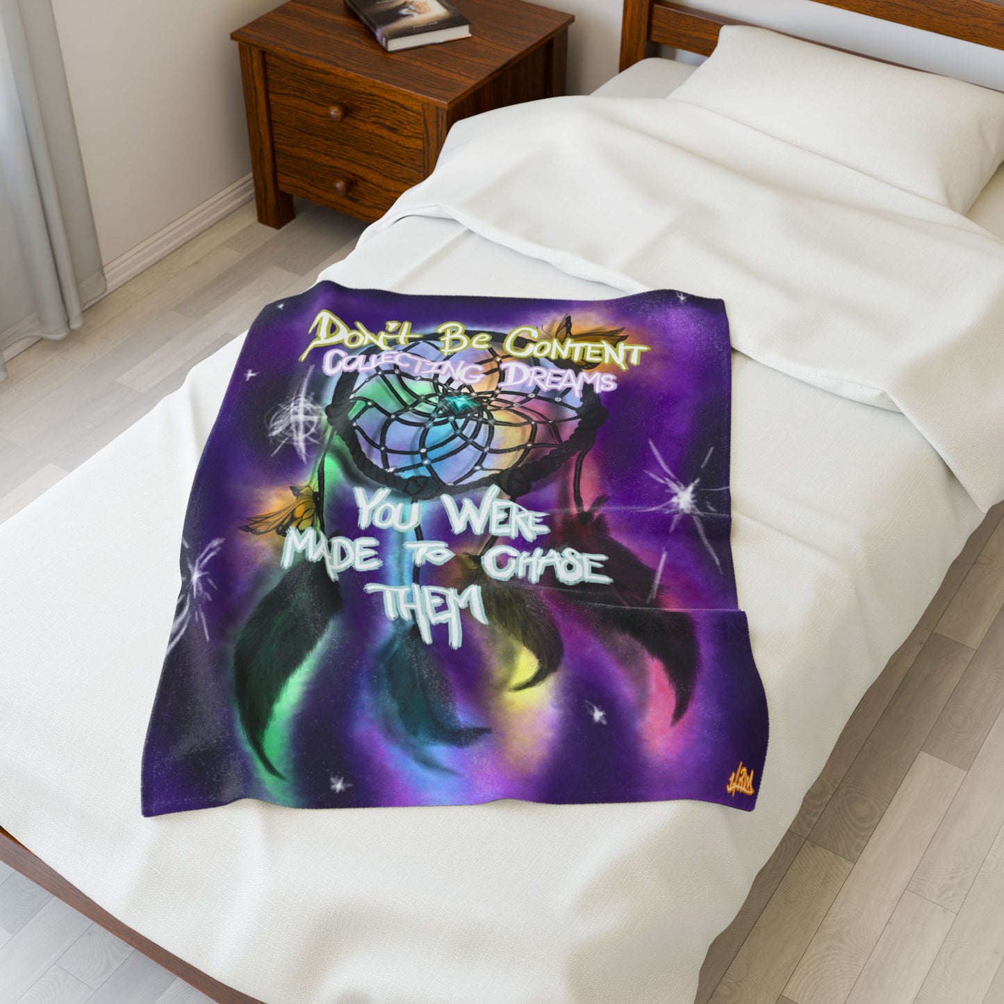 Dreamcatcher Inspirational Plush Blanket - Cozy Velveteen Throw